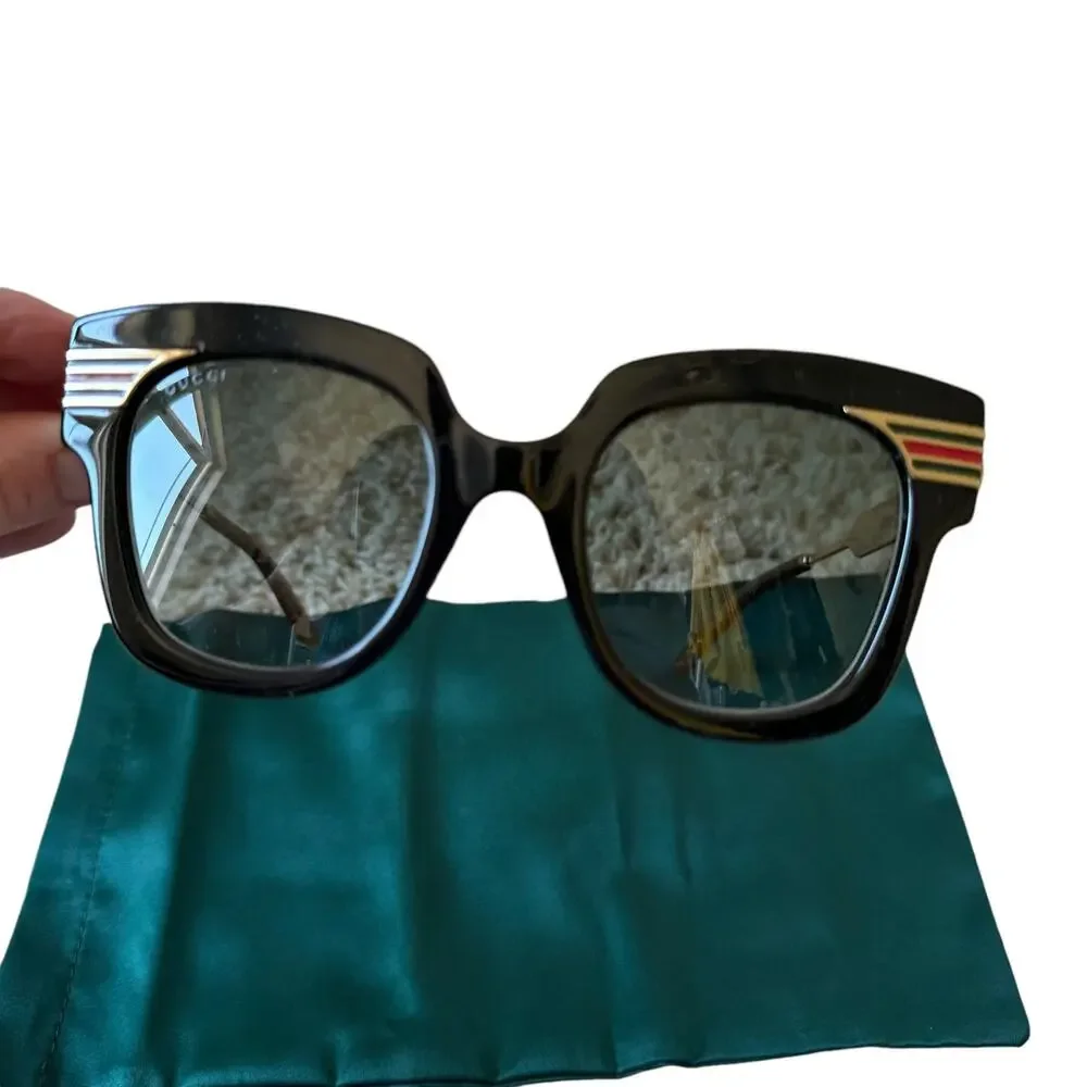 GUCCI Women's Oversized Sunglasses Black Gold Glitter/Gradient